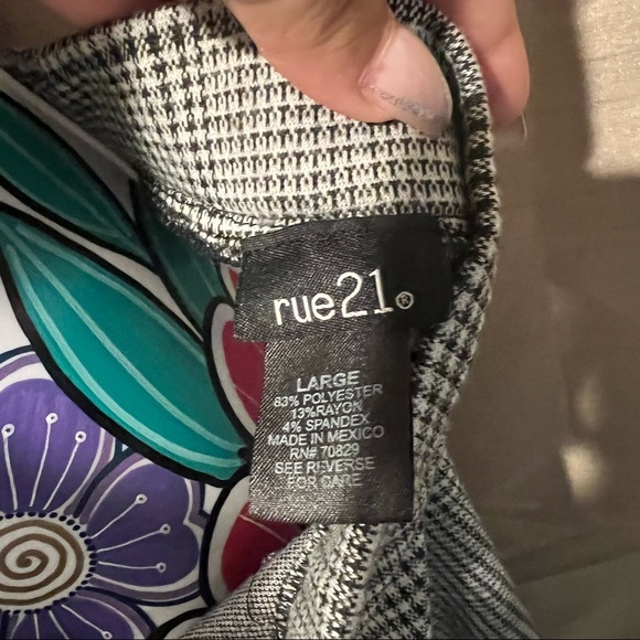 Rue 21 Checkered Strapless Fitted Dress with Stripe - Picture 4 of 4